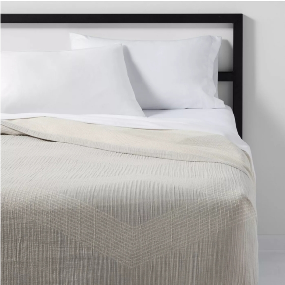 Project 62 + Nate Berkus Full/Queen Coverlette